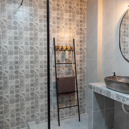 Tatil Evi La Casa Di Varvara E Nikolas Soroni